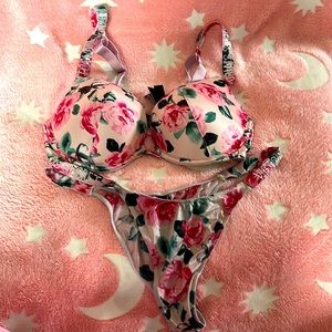 Victoria’s Secret bra and panty set. 34C